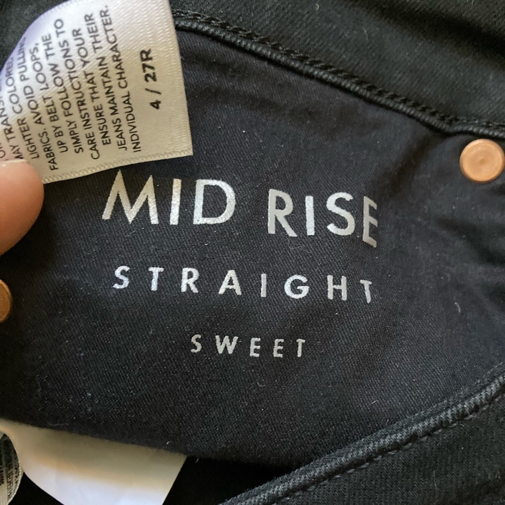 Lucky brand mid rise straight sweet 4 / 27 R